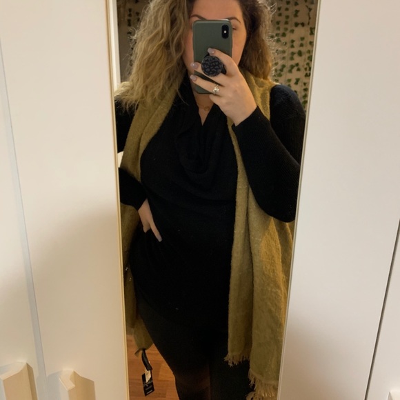 Express vest/ scarf - Picture 4 of 6